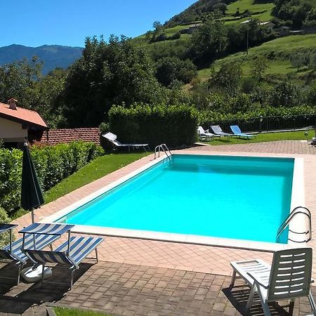 Un Angolo Di Relax Tavernola Bergamasca Exterior foto
